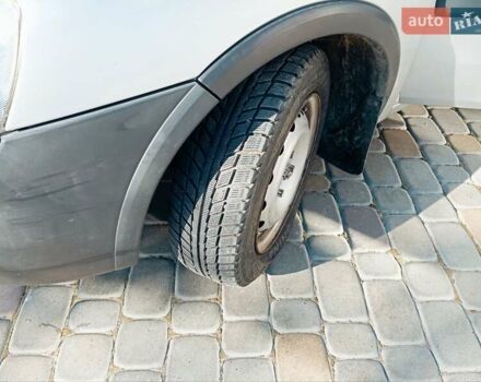 Серый Опель Комбо груз.-пасс., объемом двигателя 1.7 л и пробегом 260 тыс. км за 3600 $, фото 3 на Automoto.ua