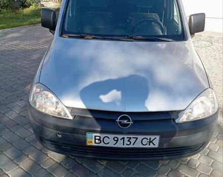 Серый Опель Комбо груз.-пасс., объемом двигателя 1.7 л и пробегом 260 тыс. км за 3600 $, фото 2 на Automoto.ua