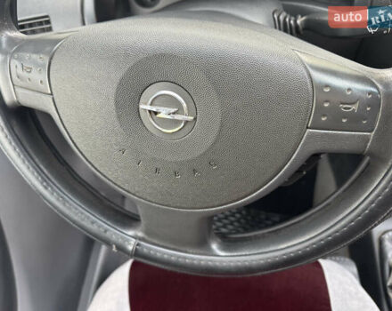 Серый Опель Комбо груз.-пасс., объемом двигателя 1.6 л и пробегом 270 тыс. км за 4300 $, фото 20 на Automoto.ua