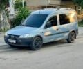 Серый Опель Комбо груз.-пасс., объемом двигателя 1.7 л и пробегом 322 тыс. км за 3600 $, фото 1 на Automoto.ua