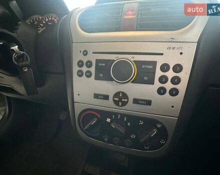 Серый Опель Комбо груз.-пасс., объемом двигателя 1.4 л и пробегом 188 тыс. км за 4999 $, фото 20 на Automoto.ua