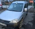 Серый Опель Комбо груз.-пасс., объемом двигателя 1.7 л и пробегом 320 тыс. км за 4300 $, фото 1 на Automoto.ua