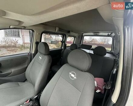 Серый Опель Комбо груз.-пасс., объемом двигателя 1.4 л и пробегом 188 тыс. км за 4999 $, фото 18 на Automoto.ua