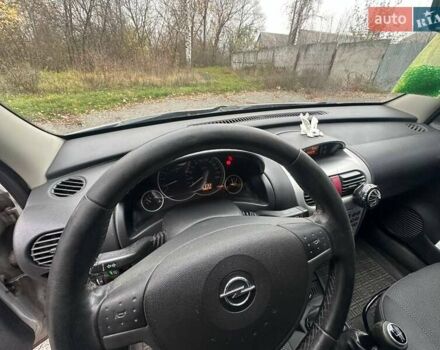 Серый Опель Комбо груз.-пасс., объемом двигателя 1.4 л и пробегом 188 тыс. км за 4999 $, фото 10 на Automoto.ua