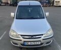 Серый Опель Комбо груз.-пасс., объемом двигателя 1.7 л и пробегом 270 тыс. км за 4700 $, фото 1 на Automoto.ua