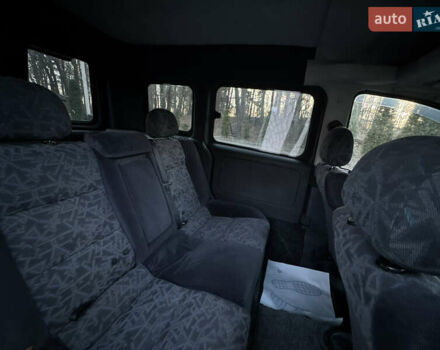 Серый Опель Комбо груз.-пасс., объемом двигателя 1.6 л и пробегом 218 тыс. км за 3600 $, фото 36 на Automoto.ua