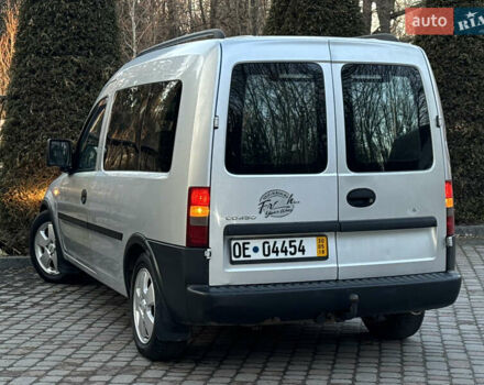 Серый Опель Комбо груз.-пасс., объемом двигателя 1.6 л и пробегом 218 тыс. км за 3600 $, фото 17 на Automoto.ua