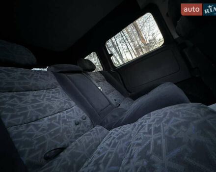 Серый Опель Комбо груз.-пасс., объемом двигателя 1.6 л и пробегом 218 тыс. км за 3600 $, фото 39 на Automoto.ua