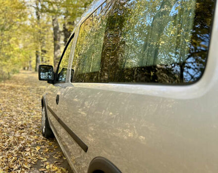 Серый Опель Комбо груз.-пасс., объемом двигателя 1.7 л и пробегом 230 тыс. км за 4900 $, фото 27 на Automoto.ua