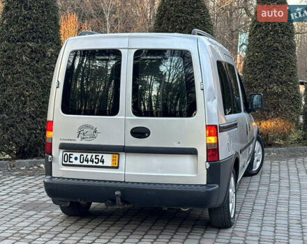 Серый Опель Комбо груз.-пасс., объемом двигателя 1.6 л и пробегом 218 тыс. км за 3600 $, фото 14 на Automoto.ua