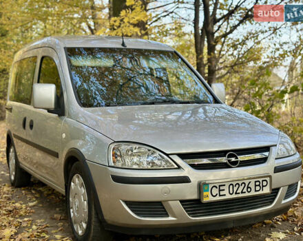 Серый Опель Комбо груз.-пасс., объемом двигателя 1.7 л и пробегом 230 тыс. км за 4900 $, фото 7 на Automoto.ua