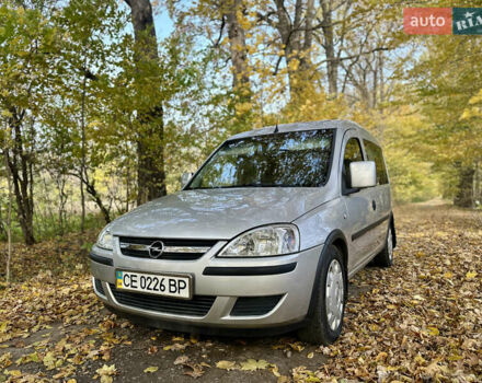 Серый Опель Комбо груз.-пасс., объемом двигателя 1.7 л и пробегом 230 тыс. км за 4900 $, фото 9 на Automoto.ua