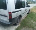 Сірий Опель Комбо вант.-пас., об'ємом двигуна 1.3 л та пробігом 370 тис. км за 2500 $, фото 1 на Automoto.ua