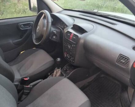 Сірий Опель Комбо вант.-пас., об'ємом двигуна 1.25 л та пробігом 274 тис. км за 3500 $, фото 3 на Automoto.ua