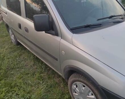 Сірий Опель Комбо вант.-пас., об'ємом двигуна 1.25 л та пробігом 274 тис. км за 3500 $, фото 6 на Automoto.ua