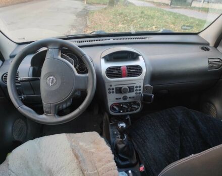 Серый Опель Комбо груз.-пасс., объемом двигателя 1.6 л и пробегом 250 тыс. км за 4500 $, фото 4 на Automoto.ua