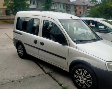 Серый Опель Комбо груз.-пасс., объемом двигателя 1.69 л и пробегом 100 тыс. км за 4000 $, фото 3 на Automoto.ua