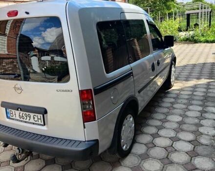 Серый Опель Комбо груз.-пасс., объемом двигателя 1.4 л и пробегом 145 тыс. км за 6200 $, фото 1 на Automoto.ua