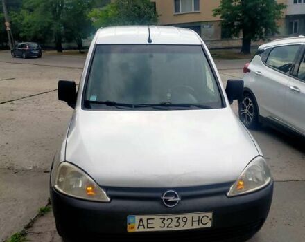 Серый Опель Комбо груз.-пасс., объемом двигателя 1.69 л и пробегом 100 тыс. км за 4000 $, фото 2 на Automoto.ua