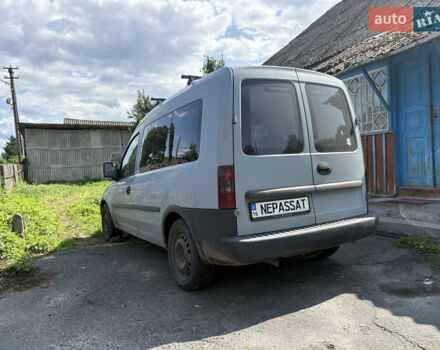 Серый Опель Комбо груз.-пасс., объемом двигателя 1.69 л и пробегом 350 тыс. км за 3500 $, фото 1 на Automoto.ua