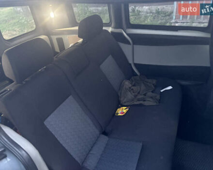 Серый Опель Комбо груз.-пасс., объемом двигателя 1.69 л и пробегом 350 тыс. км за 3500 $, фото 3 на Automoto.ua