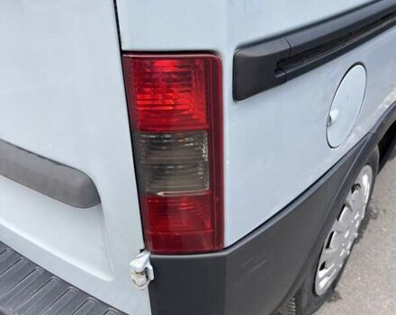 Сірий Опель Комбо вант.-пас., об'ємом двигуна 1.7 л та пробігом 234 тис. км за 4300 $, фото 10 на Automoto.ua