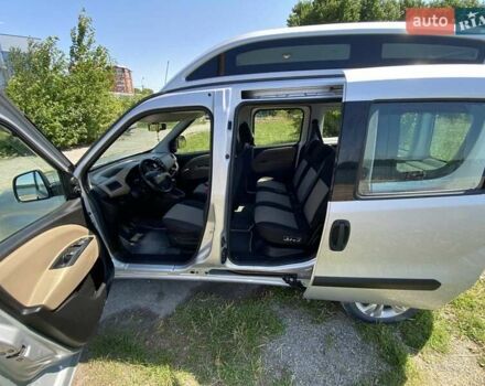 Опель Комбо груз.-пасс. 2012 в Тернополе на Automoto.ua Серый Опель Комбо груз.-пасс., объемом двигателя 2 л и пробегом 227 тыс. км за 9500 $, фото 9 на Automoto.ua