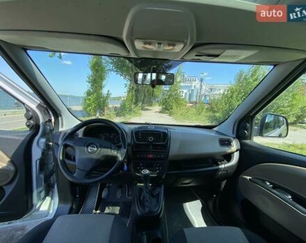 Опель Комбо груз.-пасс. 2012 в Тернополе на Automoto.ua Серый Опель Комбо груз.-пасс., объемом двигателя 2 л и пробегом 227 тыс. км за 9500 $, фото 15 на Automoto.ua