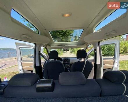 Опель Комбо груз.-пасс. 2012 в Тернополе на Automoto.ua Серый Опель Комбо груз.-пасс., объемом двигателя 2 л и пробегом 227 тыс. км за 9500 $, фото 11 на Automoto.ua