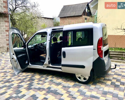 Серый Опель Комбо груз.-пасс., объемом двигателя 1.3 л и пробегом 227 тыс. км за 7400 $, фото 4 на Automoto.ua