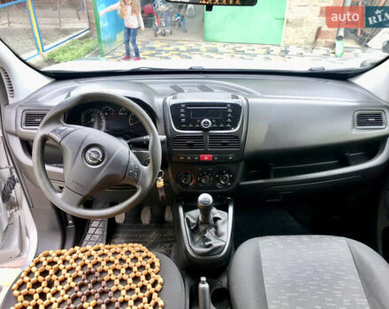 Серый Опель Комбо груз.-пасс., объемом двигателя 1.3 л и пробегом 227 тыс. км за 7400 $, фото 8 на Automoto.ua