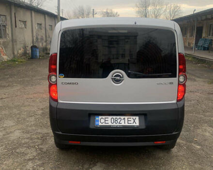 Серый Опель Комбо груз.-пасс., объемом двигателя 1.6 л и пробегом 350 тыс. км за 8100 $, фото 3 на Automoto.ua