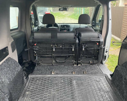 Серый Опель Комбо груз.-пасс., объемом двигателя 1.3 л и пробегом 217 тыс. км за 7100 $, фото 19 на Automoto.ua