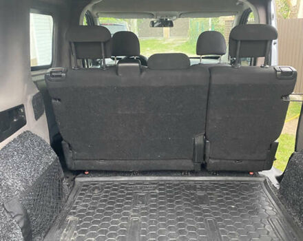 Серый Опель Комбо груз.-пасс., объемом двигателя 1.3 л и пробегом 217 тыс. км за 7100 $, фото 17 на Automoto.ua