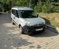 Серый Опель Комбо груз.-пасс., объемом двигателя 1.25 л и пробегом 252 тыс. км за 8200 $, фото 1 на Automoto.ua