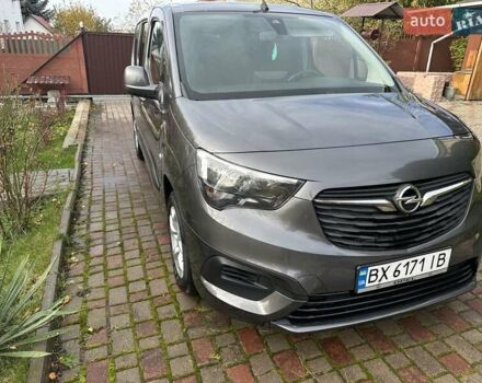 Серый Опель Комбо груз.-пасс., объемом двигателя 1.5 л и пробегом 205 тыс. км за 13900 $, фото 8 на Automoto.ua