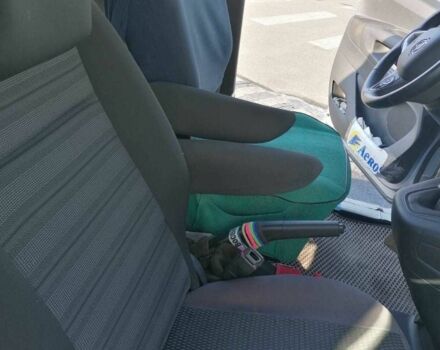 Сірий Опель Комбо вант.-пас., об'ємом двигуна 1.5 л та пробігом 31 тис. км за 23322 $, фото 9 на Automoto.ua