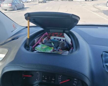 Сірий Опель Комбо вант.-пас., об'ємом двигуна 1.5 л та пробігом 31 тис. км за 23322 $, фото 6 на Automoto.ua