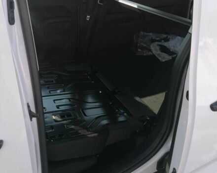 Сірий Опель Комбо вант.-пас., об'ємом двигуна 1.5 л та пробігом 31 тис. км за 23322 $, фото 4 на Automoto.ua