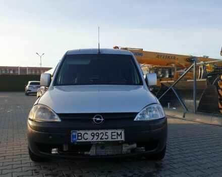 Серый Опель Комбо груз.-пасс., объемом двигателя 1.2 л и пробегом 242 тыс. км за 2358 $, фото 7 на Automoto.ua