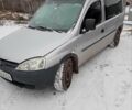 Серый Опель Комбо груз.-пасс., объемом двигателя 1.3 л и пробегом 200 тыс. км за 2800 $, фото 1 на Automoto.ua