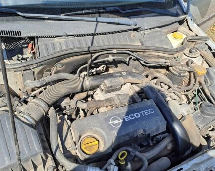 Серый Опель Комбо груз.-пасс., объемом двигателя 1.7 л и пробегом 338 тыс. км за 6500 $, фото 2 на Automoto.ua