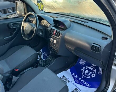 Серый Опель Комбо груз.-пасс., объемом двигателя 1.7 л и пробегом 230 тыс. км за 5200 $, фото 9 на Automoto.ua