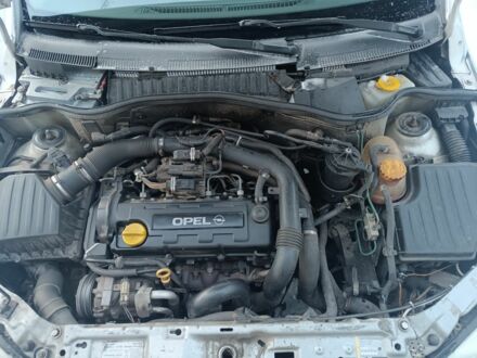 Серый Опель Комбо груз.-пасс., объемом двигателя 1.7 л и пробегом 250 тыс. км за 3000 $, фото 1 на Automoto.ua