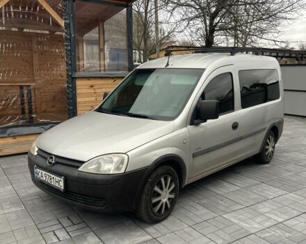 Сірий Опель Комбо вант.-пас., об'ємом двигуна 1.7 л та пробігом 324 тис. км за 3650 $, фото 1 на Automoto.ua