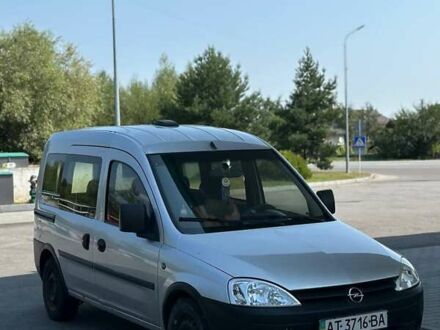 Сірий Опель Комбо вант.-пас., об'ємом двигуна 1.6 л та пробігом 340 тис. км за 3500 $, фото 1 на Automoto.ua
