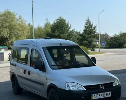 Сірий Опель Комбо вант.-пас., об'ємом двигуна 1.6 л та пробігом 340 тис. км за 3500 $, фото 1 на Automoto.ua