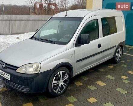 Серый Опель Комбо груз.-пасс., объемом двигателя 1.3 л и пробегом 309 тыс. км за 4200 $, фото 1 на Automoto.ua