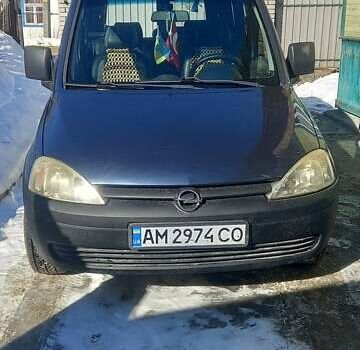 Серый Опель Комбо груз.-пасс., объемом двигателя 1.4 л и пробегом 311 тыс. км за 3650 $, фото 1 на Automoto.ua