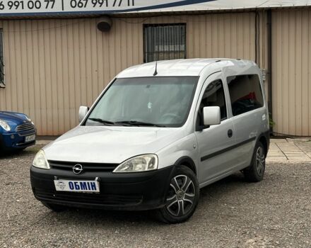 Сірий Опель Комбо вант.-пас., об'ємом двигуна 1.7 л та пробігом 230 тис. км за 4700 $, фото 1 на Automoto.ua